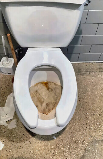 https://blockeddrainsnorthperth.com.au/uploads/2025/07/blocked-toilet-27776.jpg