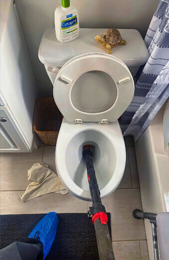 https://blockeddrainsnorthperth.com.au/uploads/2025/07/blocked-toilet-54169.jpg