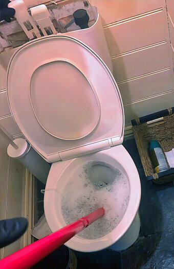 https://blockeddrainsnorthperth.com.au/uploads/2025/07/blocked-toilet-74011.jpg