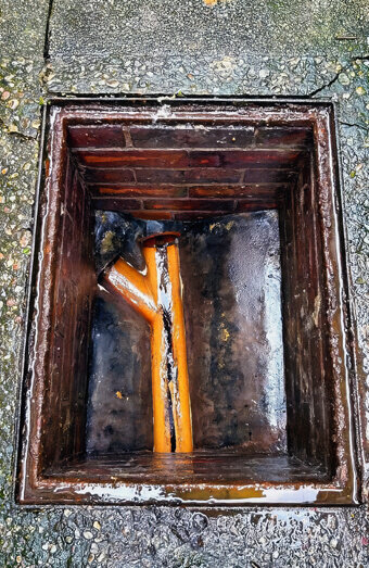 https://blockeddrainsnorthperth.com.au/uploads/2025/07/hero-blocked-sewers-39472.jpg